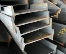 Двутавр на складе